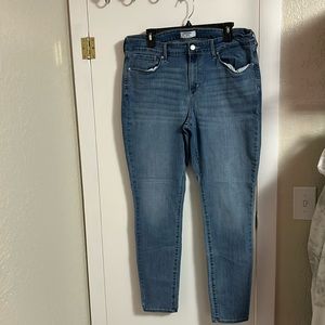 Denizen by Levi’s skinny jeans